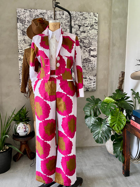 SHORT NOTCHED LAPEL SINGLE BREASTED JACKET + PANT
